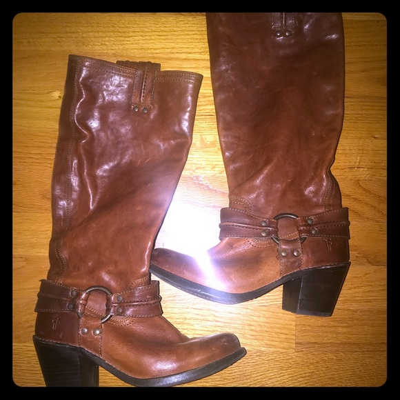 Authentic Women’s Frye Boot - Picture 1 of 3